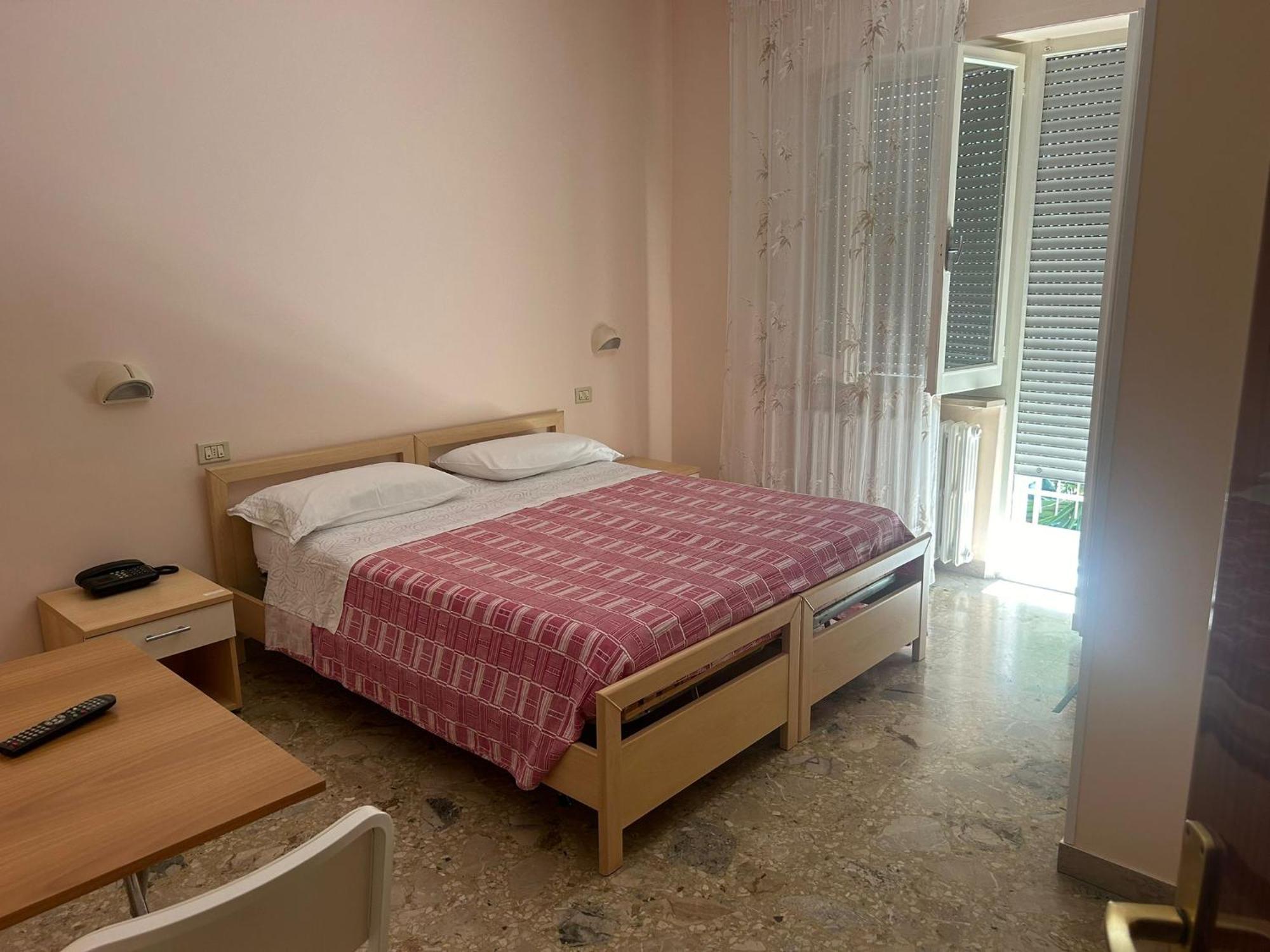 Pensione Vagnozzi Grottammare Exterior photo